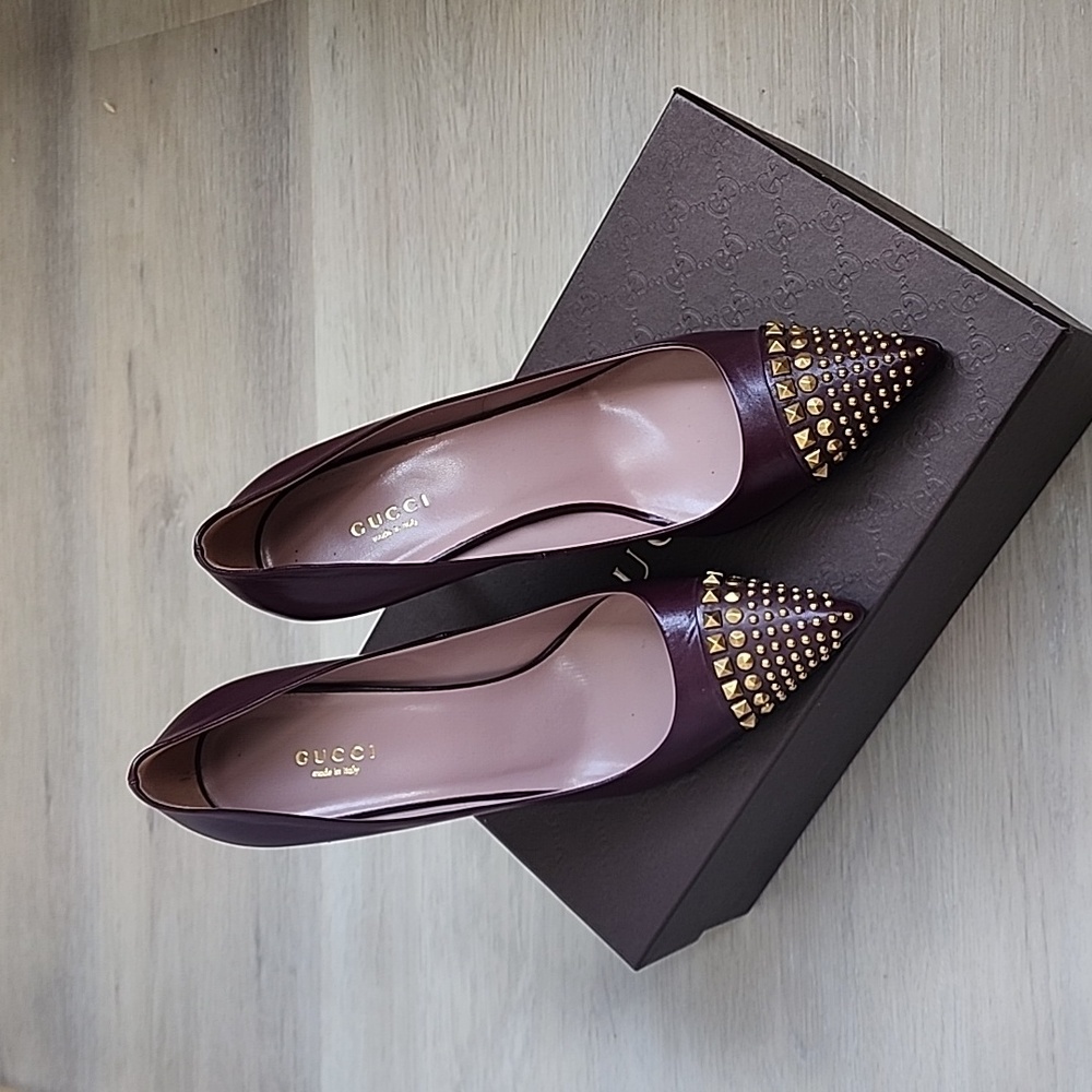 Gucci Malaga Kid Burgundy Heels with Gold Studs Size 39